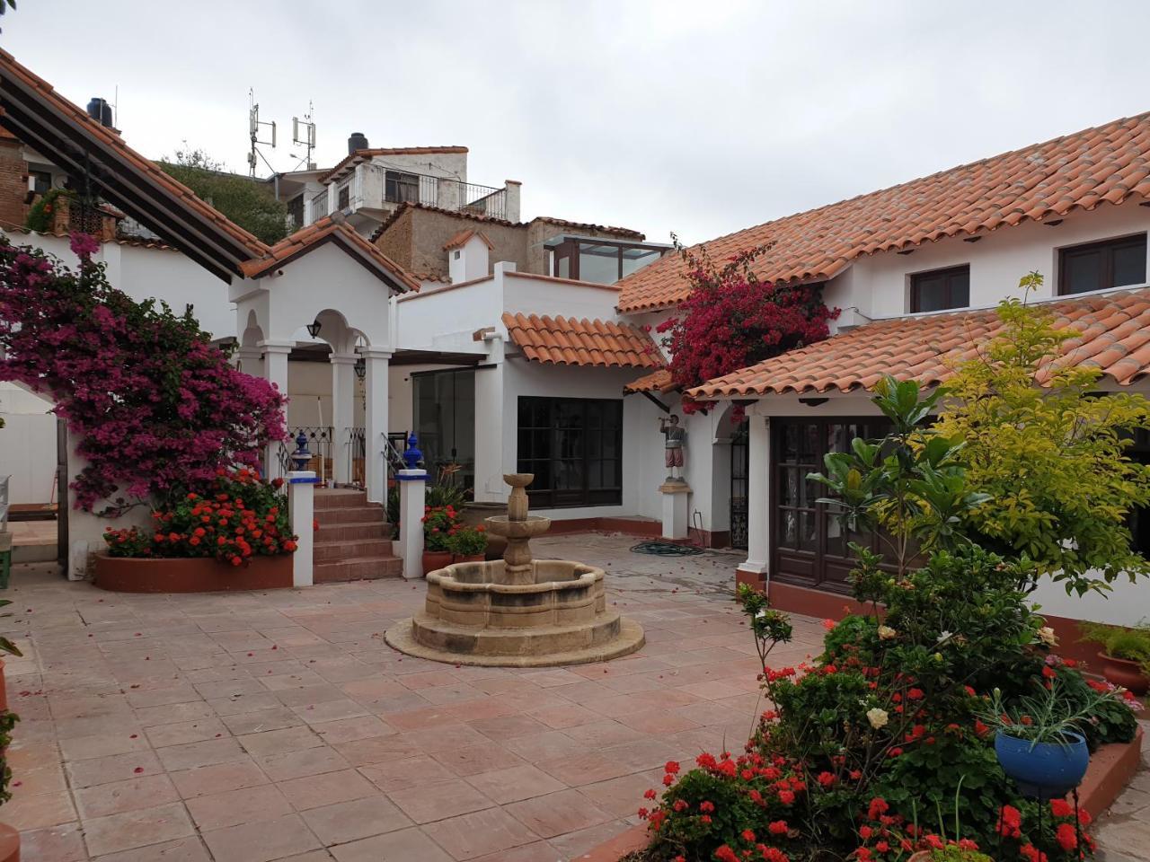 El Jardin De Su Merced B&B ซูเกร ภายนอก รูปภาพ